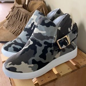 Camo Sneaker Wedge Shoes
